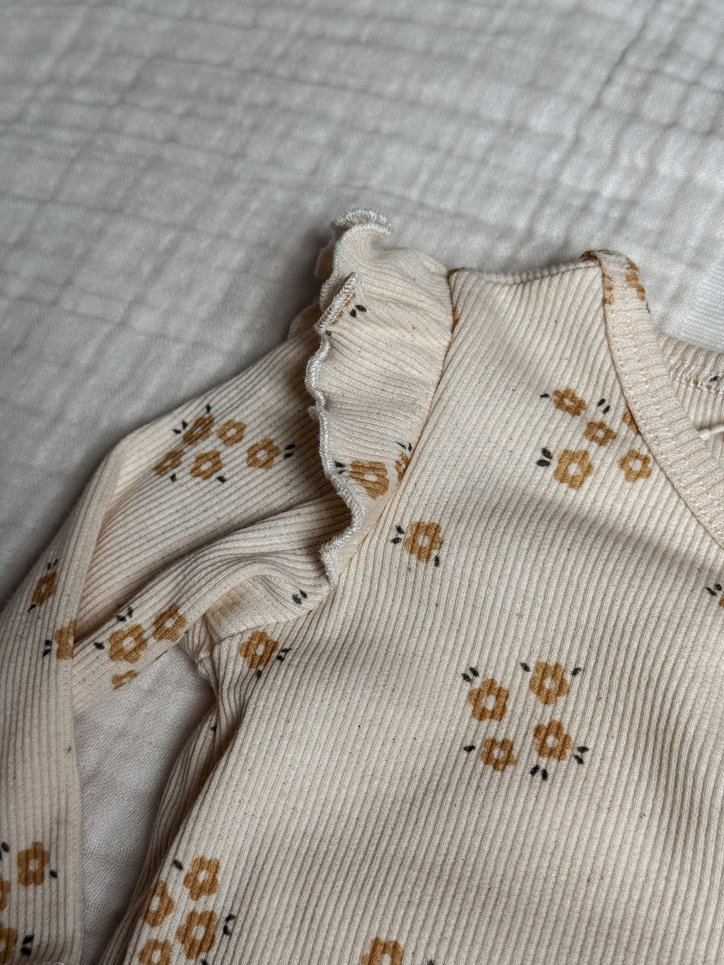 Overslag Ruffle Gots Flowers