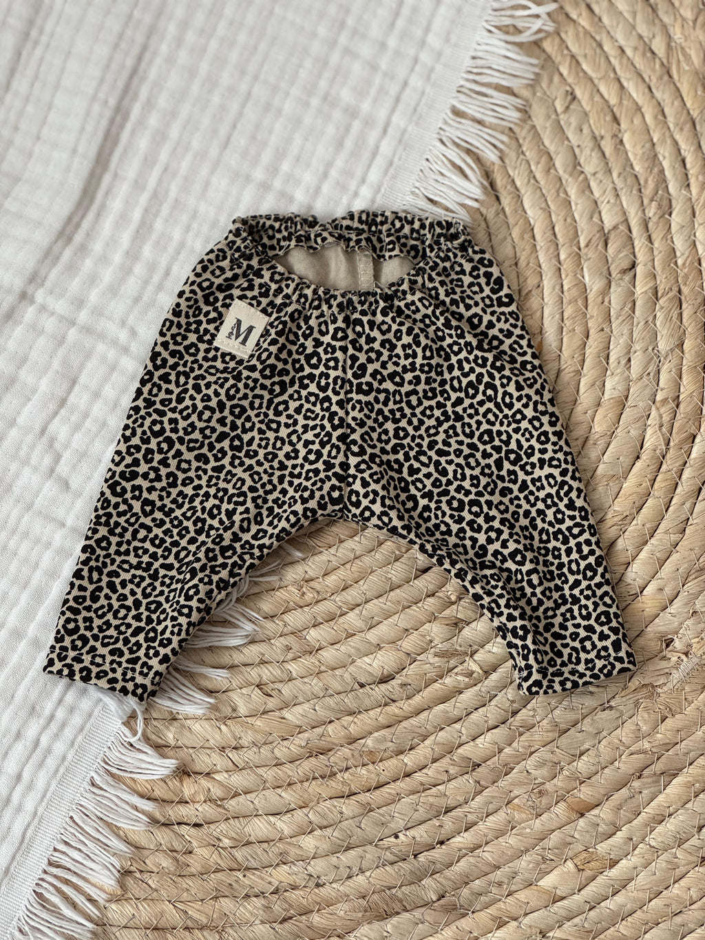 Poppenbroekje Panter Sand