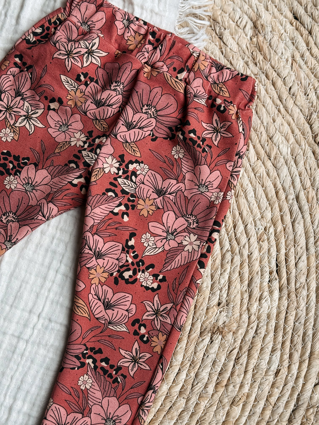 Bloemen Panter Donker Rose