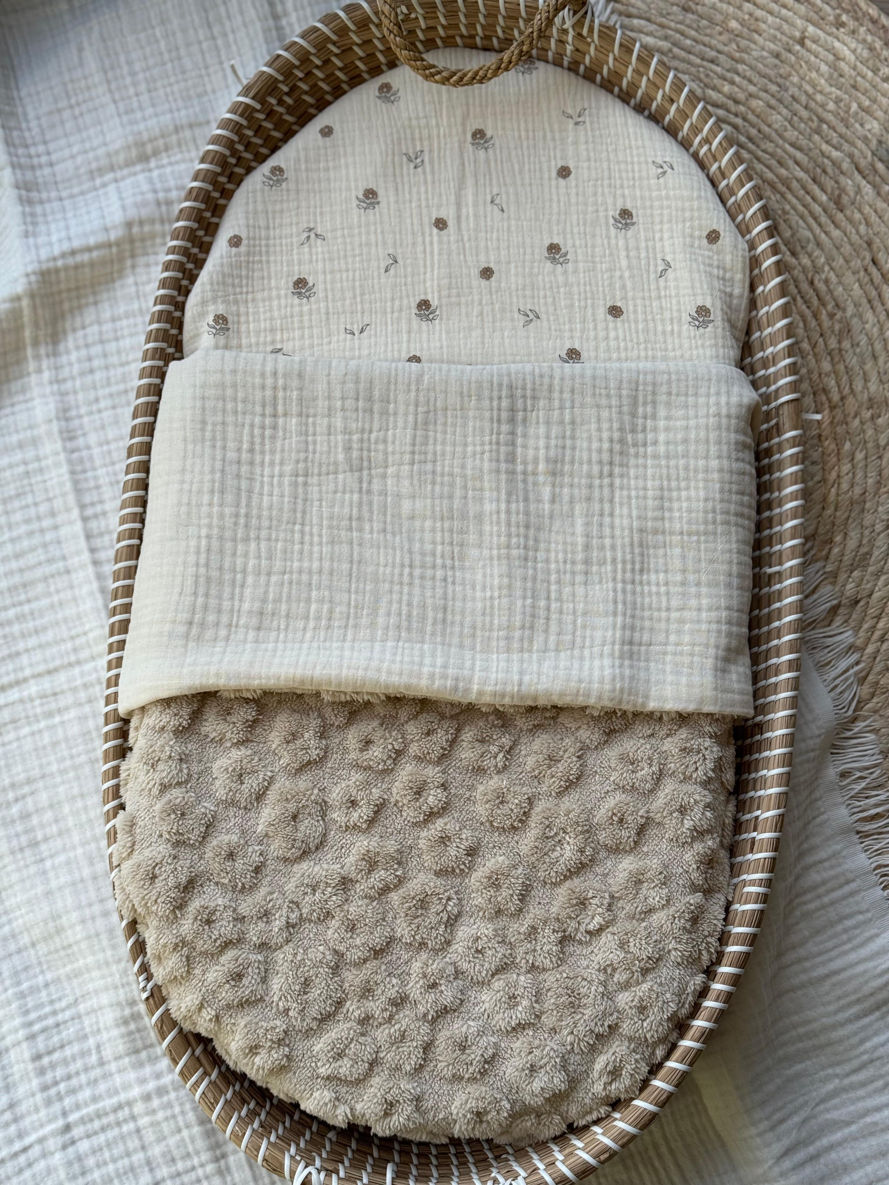 Wiegdeken Jacquard Bloemen