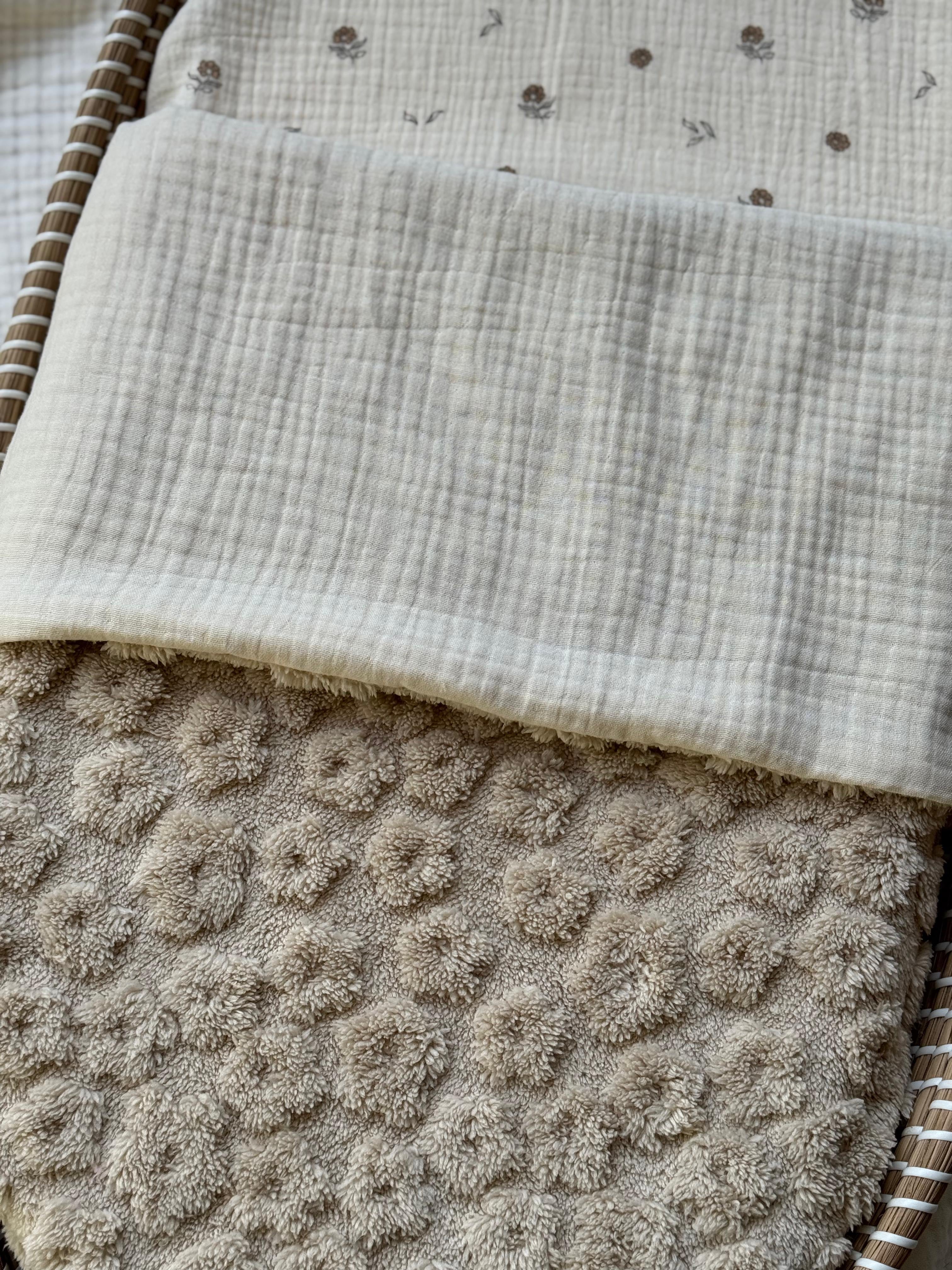 Wiegdeken Jacquard Bloemen