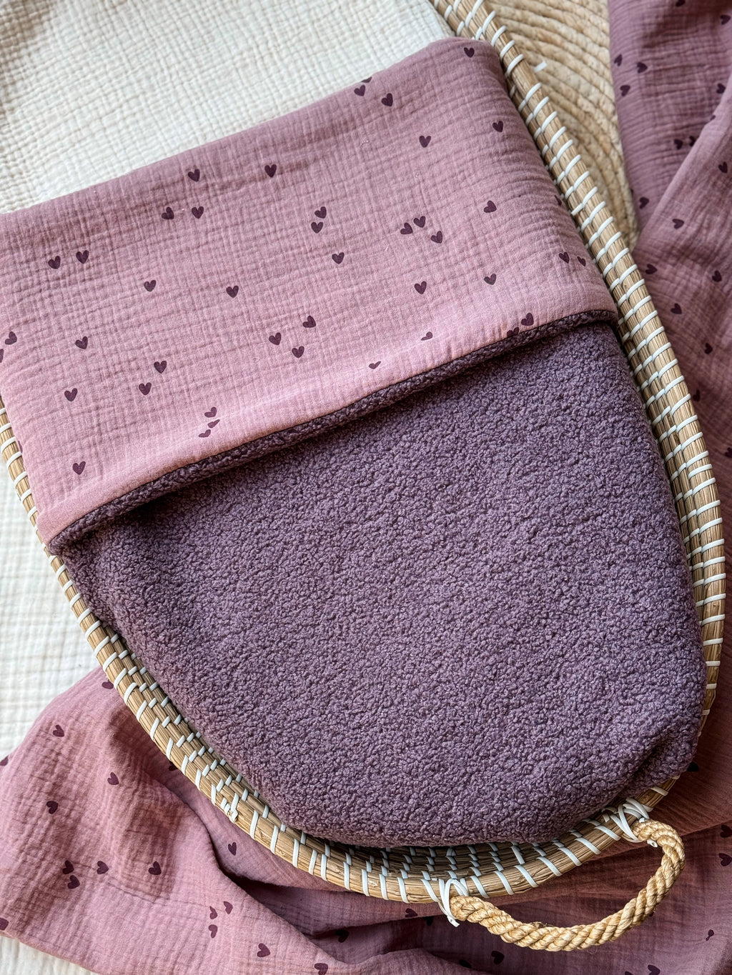 Wiegdeken Lila Hartjes
