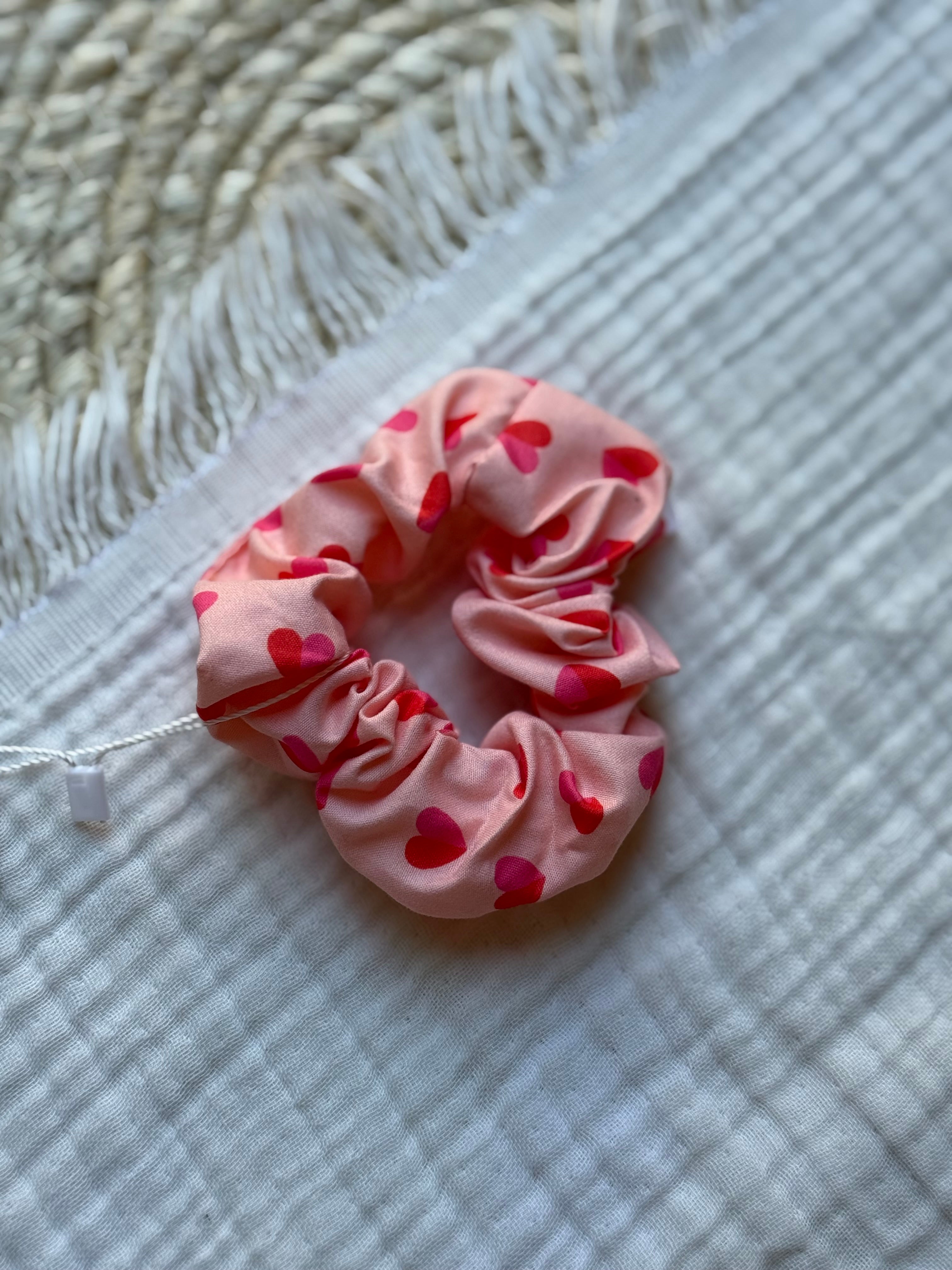 Scrunchie Hartjes
