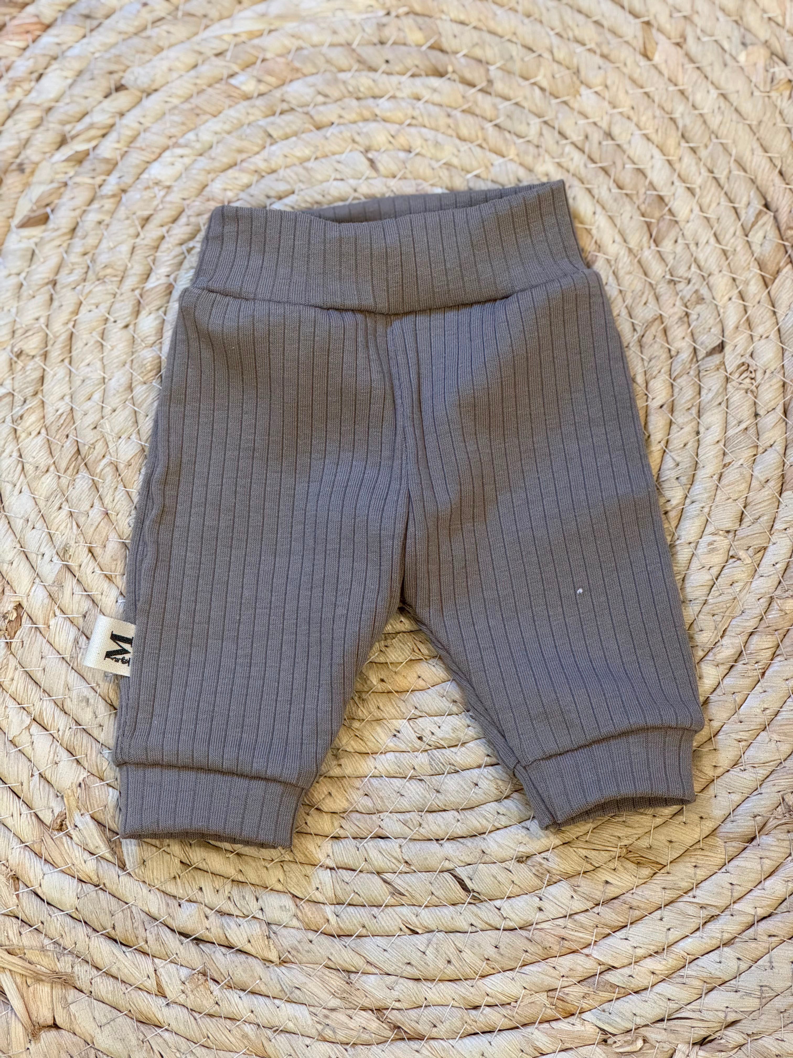 Poppenbroekje Taupe Brede Rib
